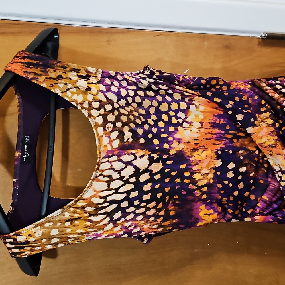Size Medium Y2K - Early 2000's Ruby Rox Stretch Maxi dress, Key hole back.